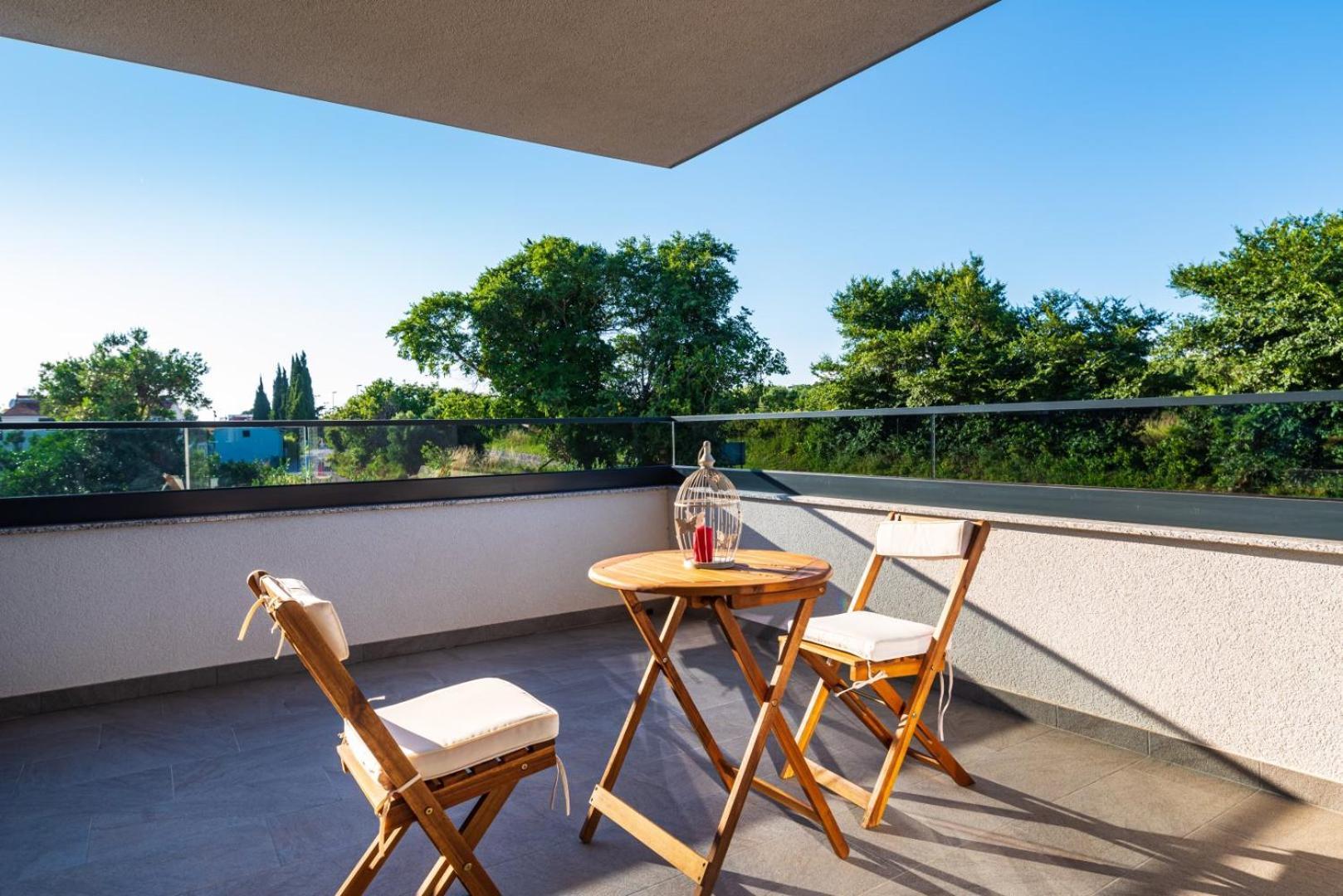 Crowonder Sun Dance Apartments With Heated Swimming Pool Seaview And Garden Sveti Filip i Jakov Eksteriør billede